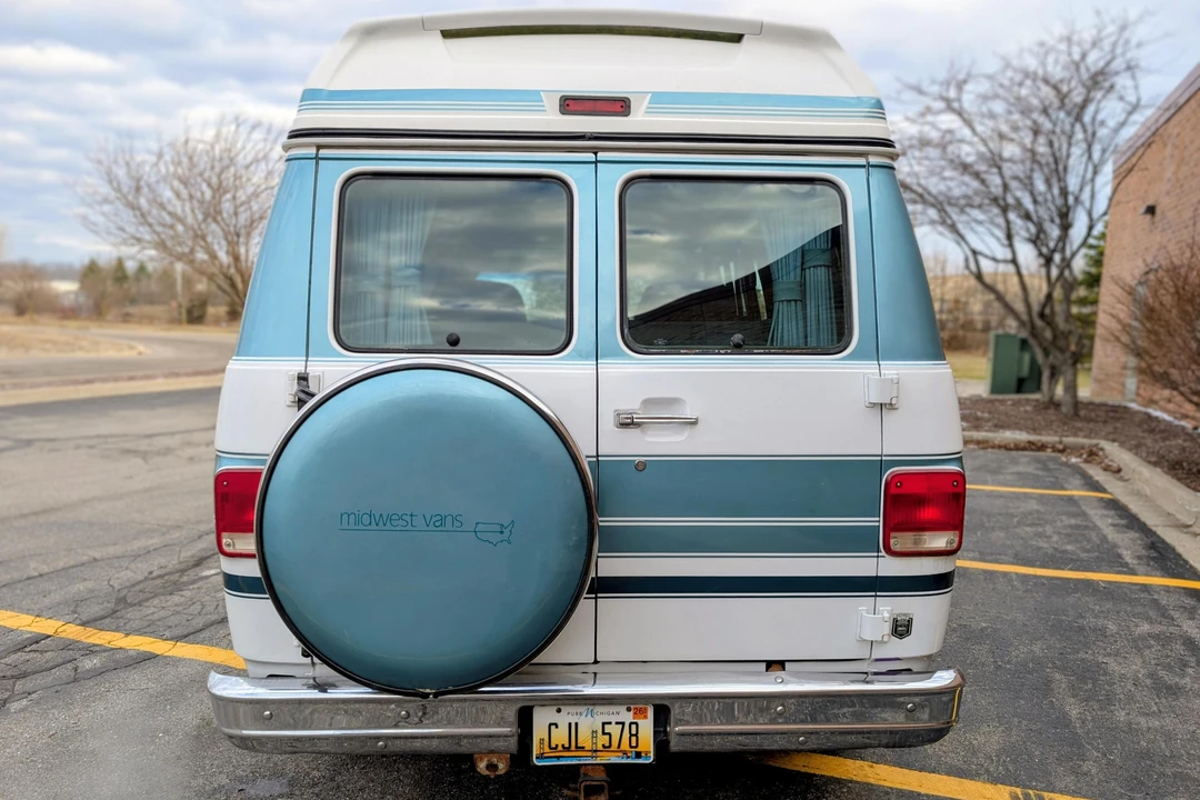 1993 Chevrolet G-Series Van - Image 5 of 31