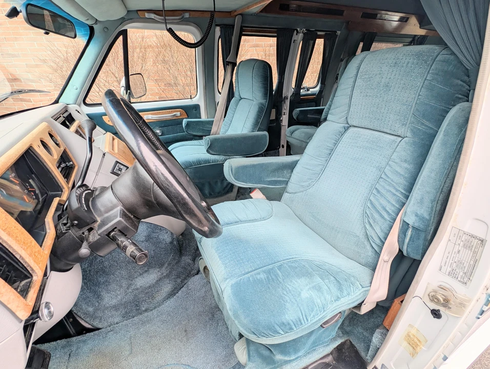 1993 Chevrolet G-Series Van - Image 31 of 31