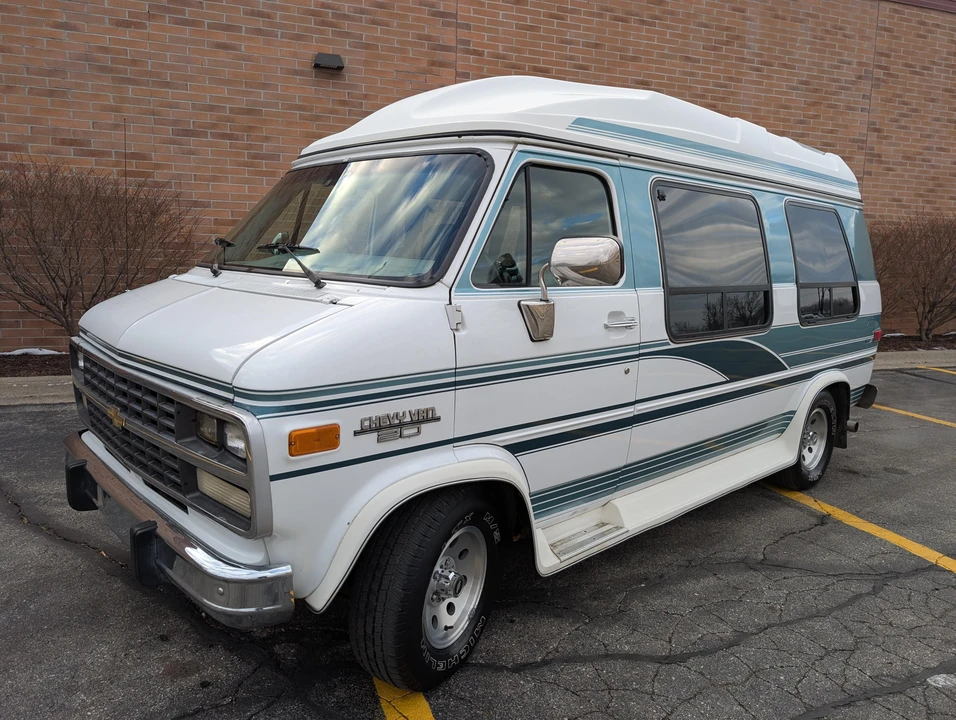 1993 Chevrolet G-Series Van - Image 7 of 31