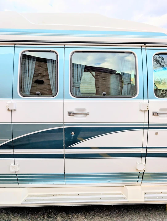 1993 Chevrolet G-Series Van - Image 19 of 31