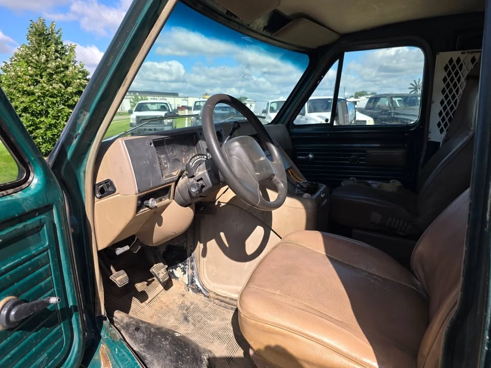 1993 Chevrolet G-Series Van - Image 9 of 12