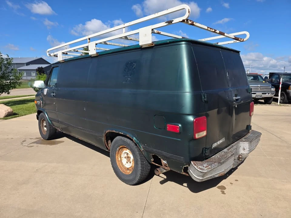 1993 Chevrolet G-Series Van - Image 2 of 12