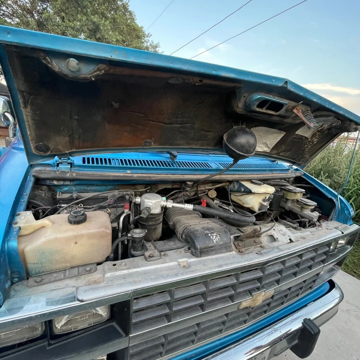 1993 Chevrolet G-Series Van - Image 11 of 21