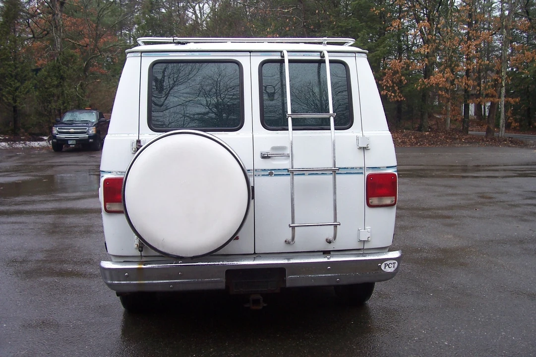1993 Chevrolet G-Series Van - Image 3 of 13