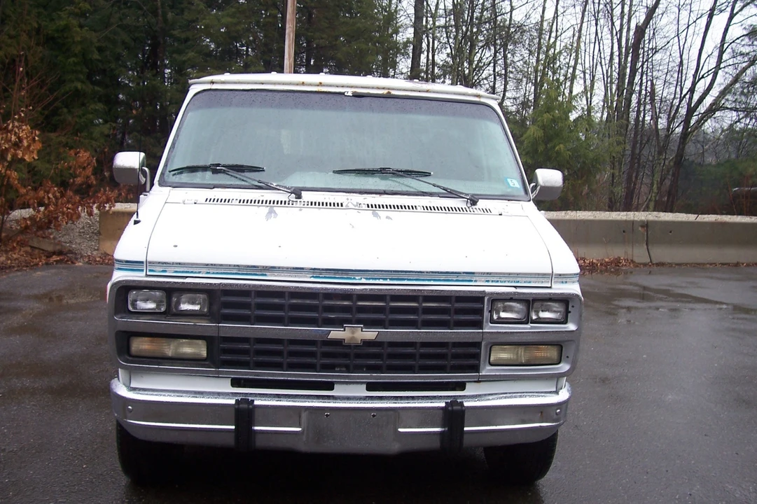 1993 Chevrolet G-Series Van - Image 8 of 13