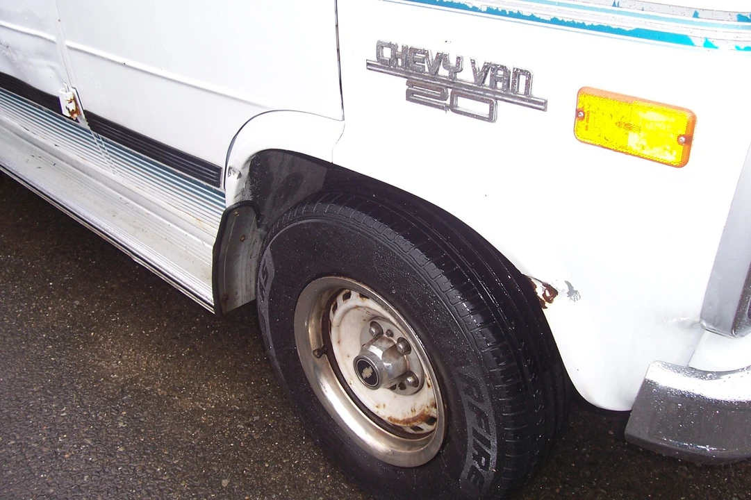 1993 Chevrolet G-Series Van - Image 7 of 13