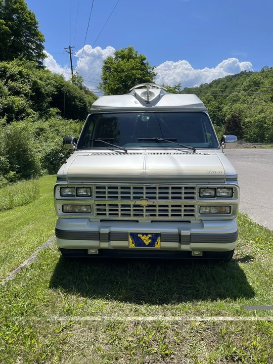 1993 Chevrolet G-Series Van - Image 4 of 25