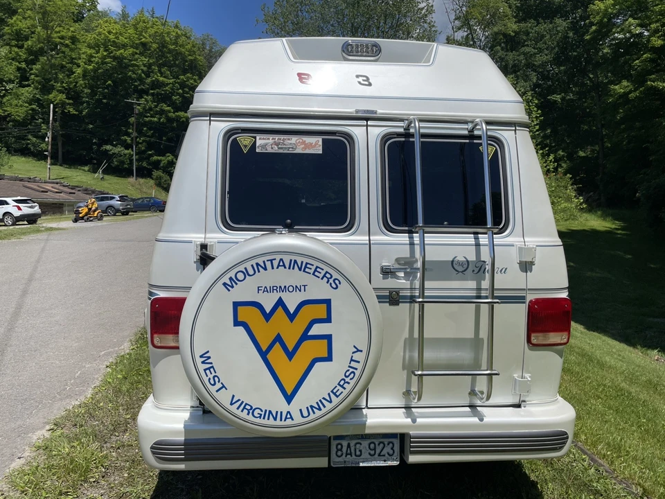 1993 Chevrolet G-Series Van - Image 8 of 25