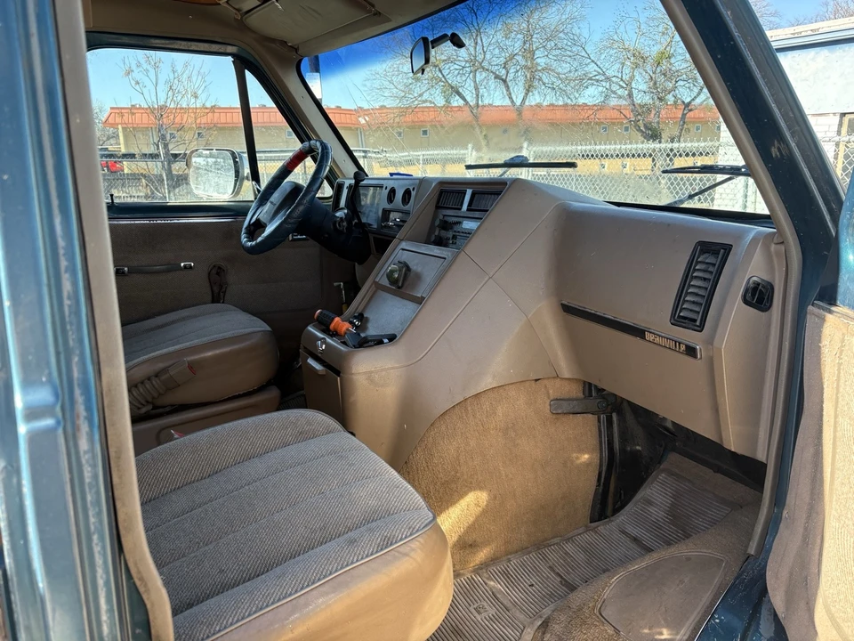 1993 Chevrolet G-Series Van - Image 5 of 12