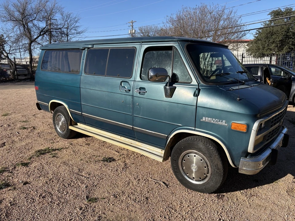 1993 Chevrolet G-Series Van - Image 2 of 12