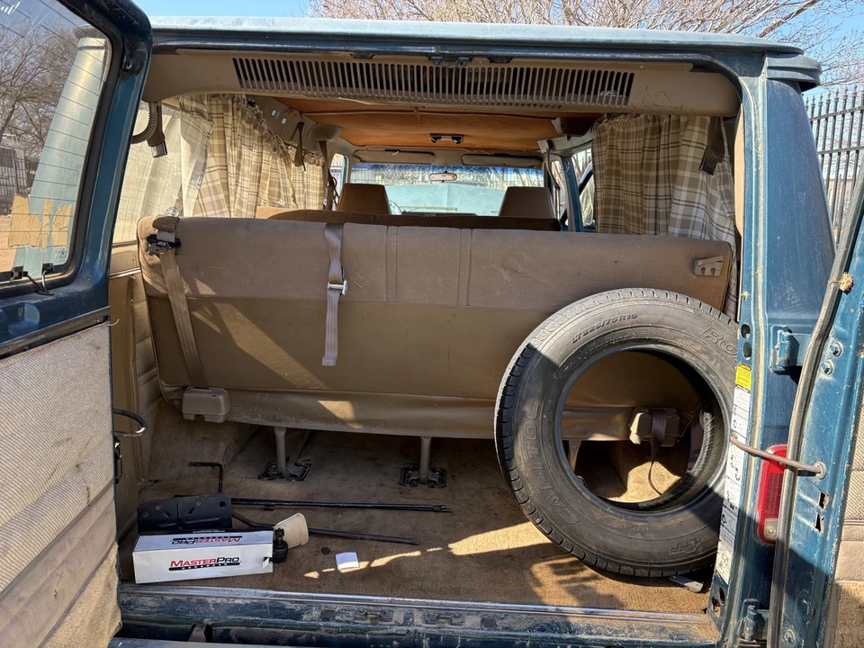 1993 Chevrolet G-Series Van - Image 7 of 12