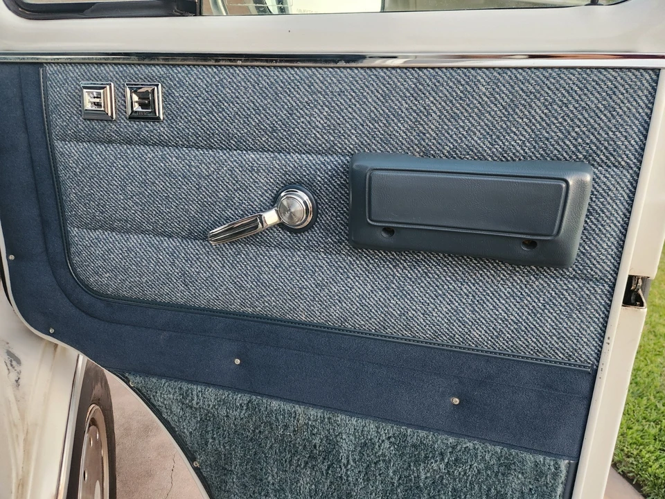 1993 Chevrolet G-Series Van - Image 18 of 26