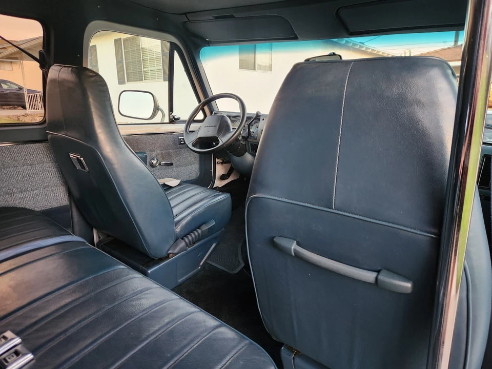 1993 Chevrolet G-Series Van - Image 20 of 26