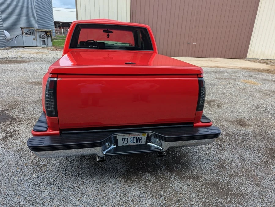 1993 Chevrolet C/K 4th Gen - Image 4 of 13