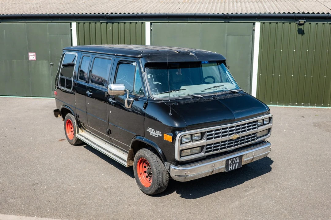 1993 Chevrolet G-Series Van - Image 14 of 30