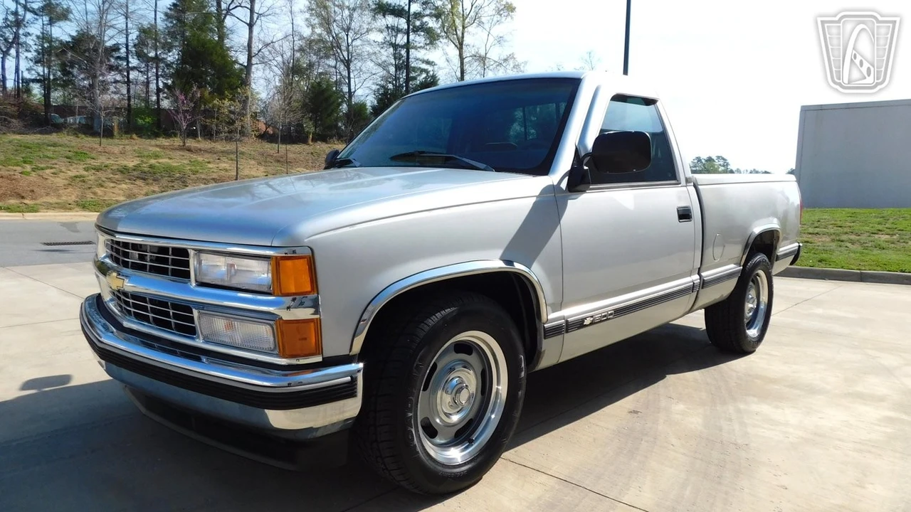 1993 Chevrolet C/K 4th Gen - Image 7 of 12