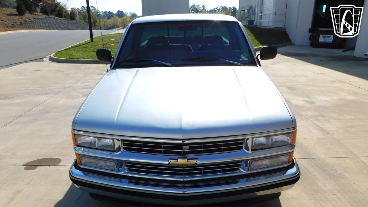 1993 Chevrolet C/K 4th Gen - Image 5 of 12