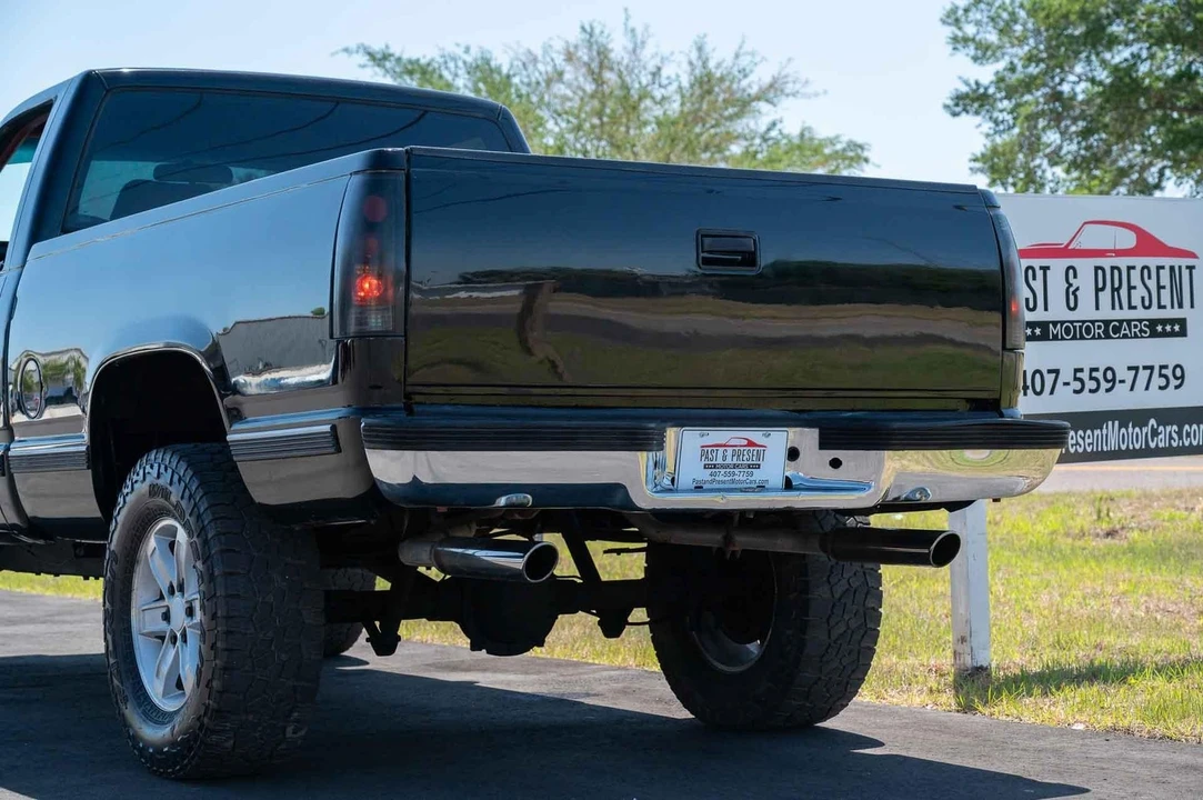1993 Chevrolet C/K - Image 20 of 31