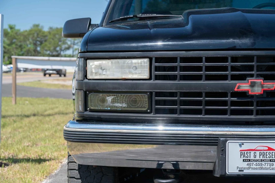 1993 Chevrolet C/K - Image 27 of 31