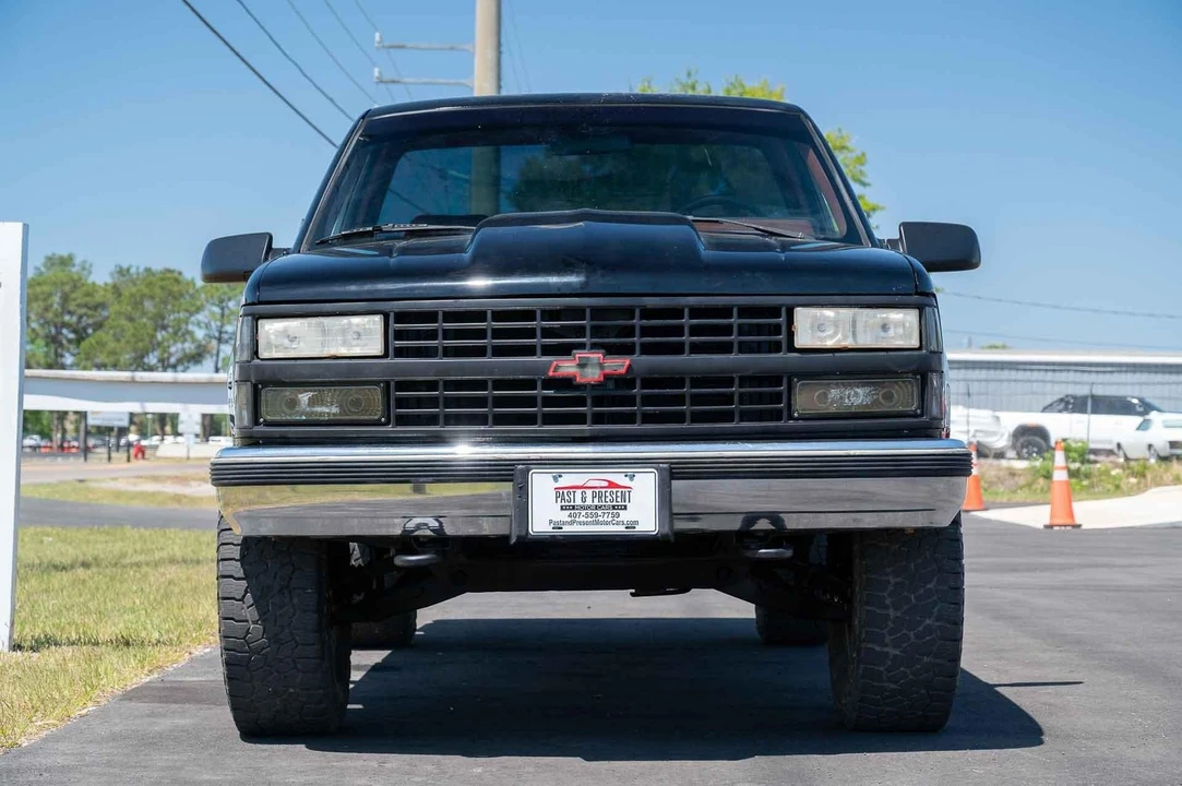 1993 Chevrolet C/K - Image 11 of 31