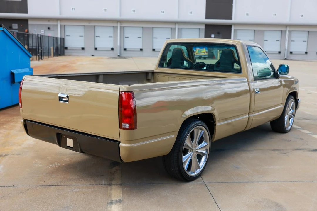 1993 Chevrolet C/K 4th Gen - Image 11 of 12