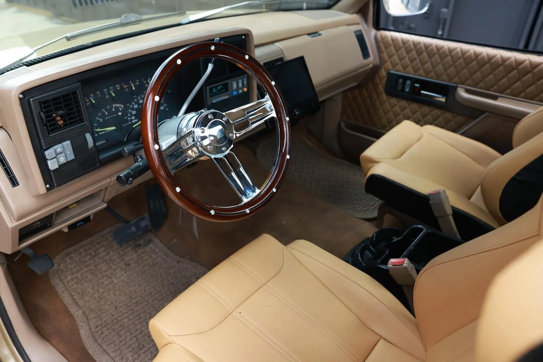 1993 Chevrolet C/K 4th Gen - Image 4 of 12