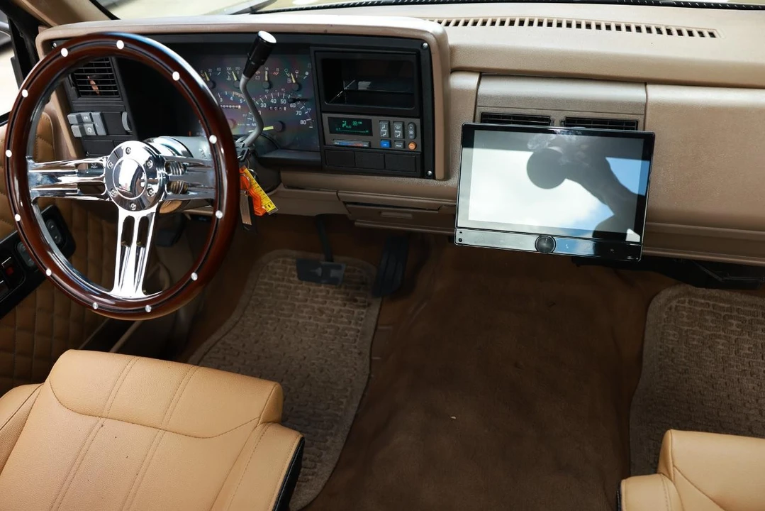 1993 Chevrolet C/K 4th Gen - Image 2 of 12