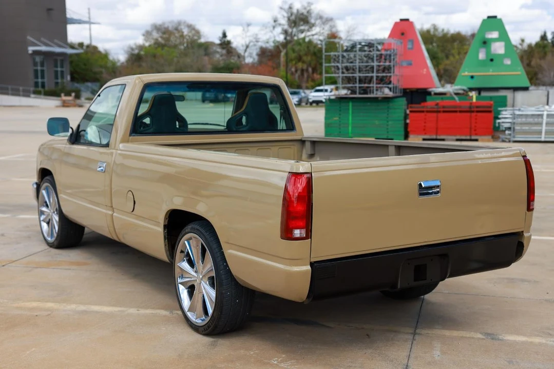 1993 Chevrolet C/K 4th Gen - Image 5 of 12