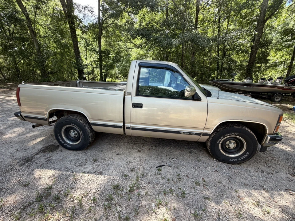 1993 Chevrolet C/K 4th Gen - Image 2 of 13