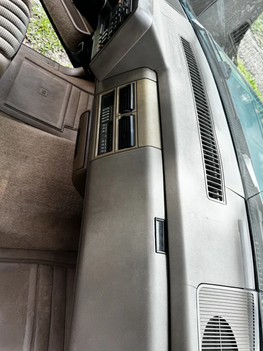 1993 Chevrolet C/K 4th Gen - Image 20 of 24