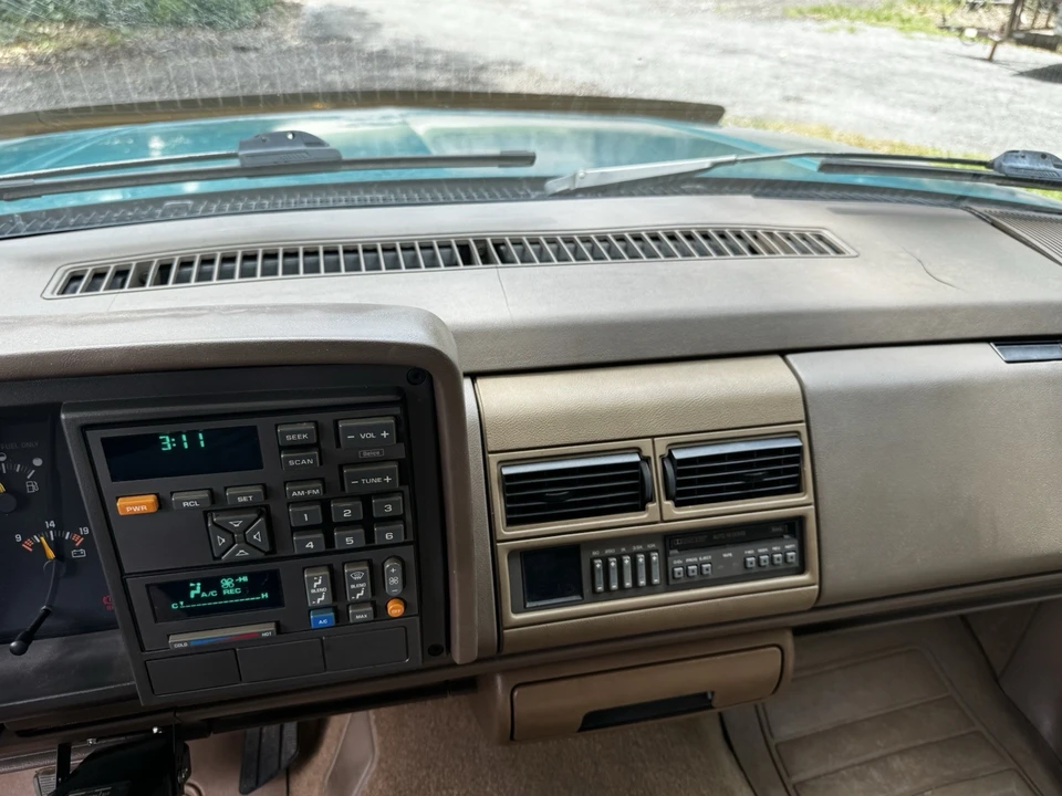 1993 Chevrolet C/K 4th Gen - Image 15 of 24