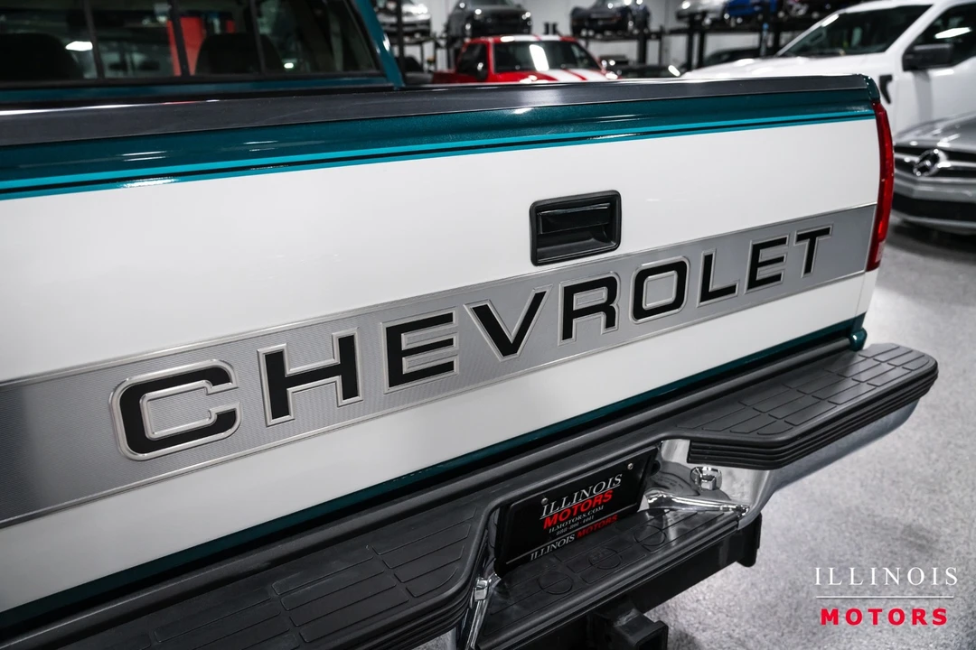 1993 Chevrolet C/K 4th Gen - Image 15 of 31