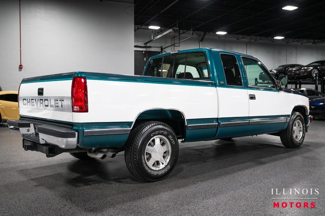 1993 Chevrolet C/K 4th Gen - Image 5 of 31