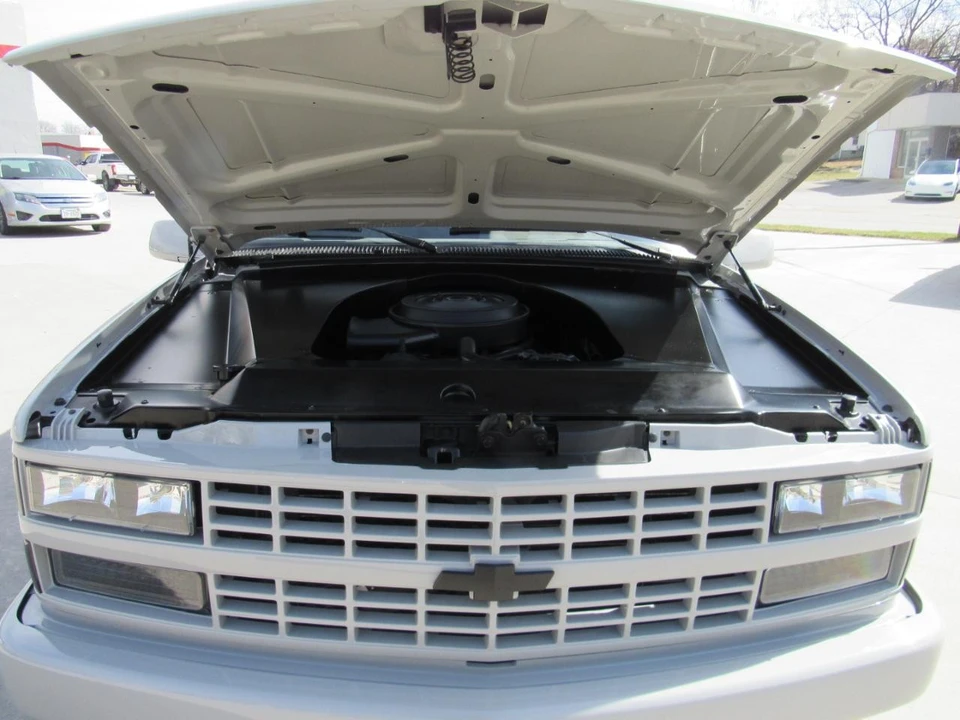1993 Chevrolet C/K 4th Gen - Image 26 of 31