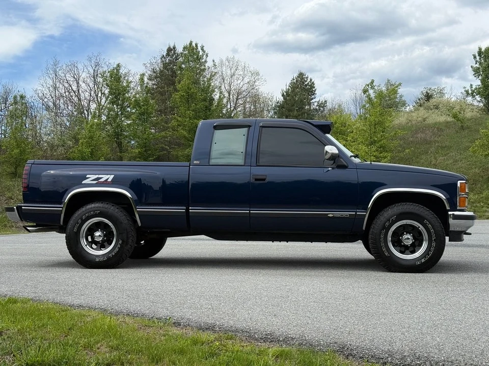 1993 Chevrolet C/K 4th Gen - Image 6 of 31