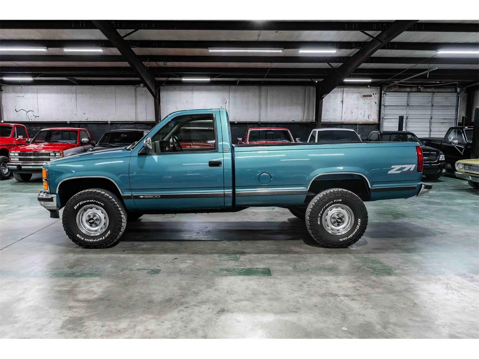 1993 Chevrolet C/K 4th Gen - Image 2 of 21