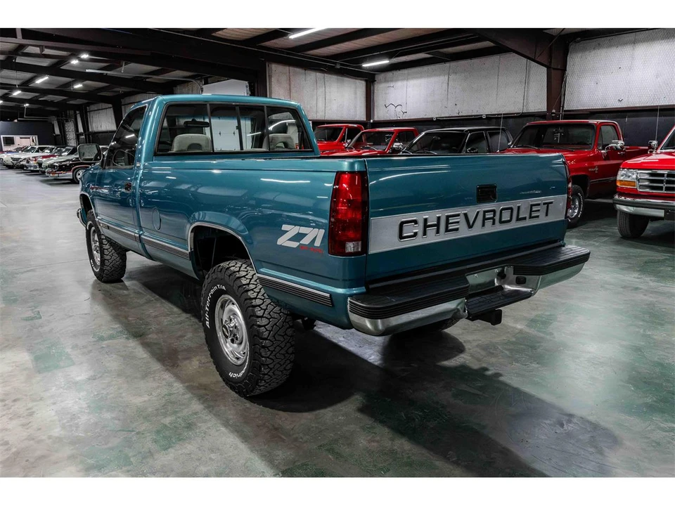 1993 Chevrolet C/K 4th Gen - Image 3 of 21