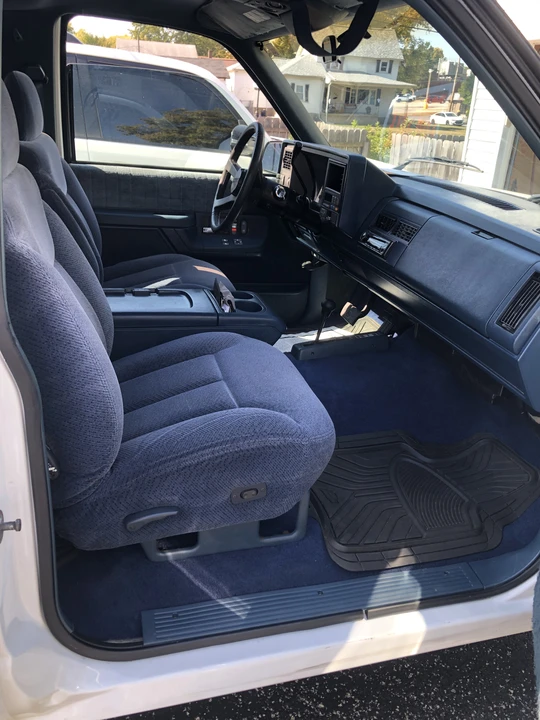 1993 Chevrolet K5 Blazer 3rd Gen - Image 7 of 15