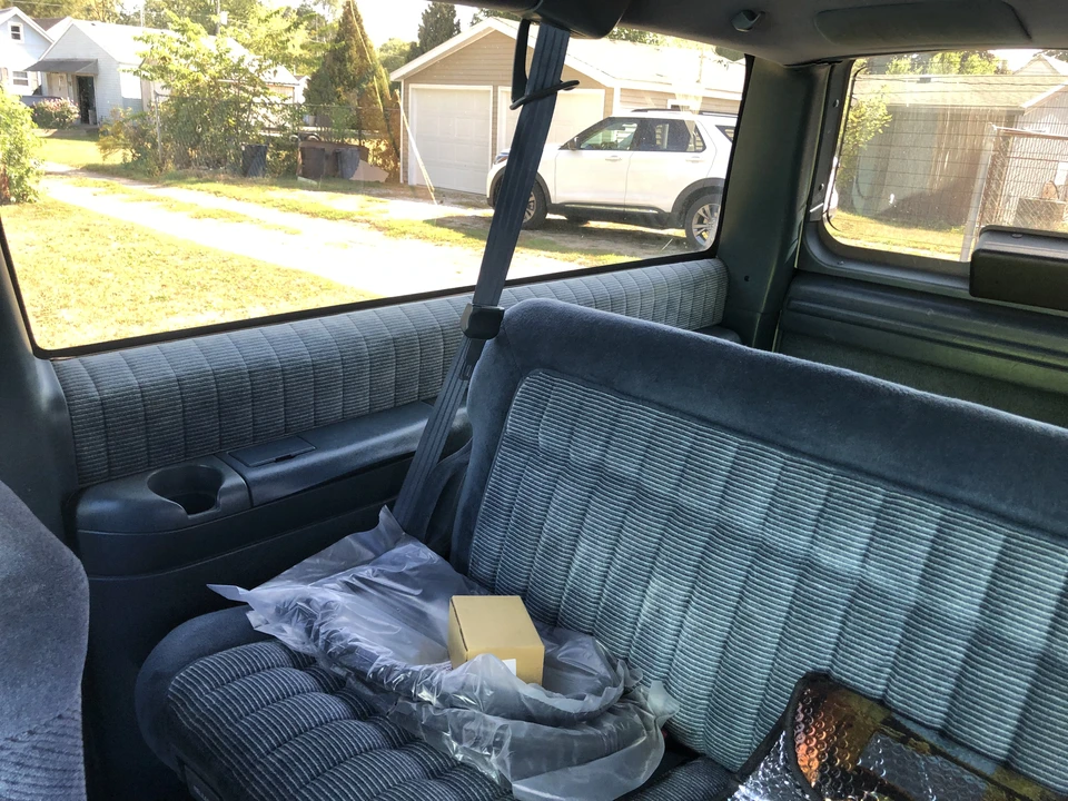 1993 Chevrolet K5 Blazer 3rd Gen - Image 13 of 15
