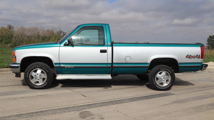 1993 Chevrolet C/K 4th Gen - Image 2 of 22