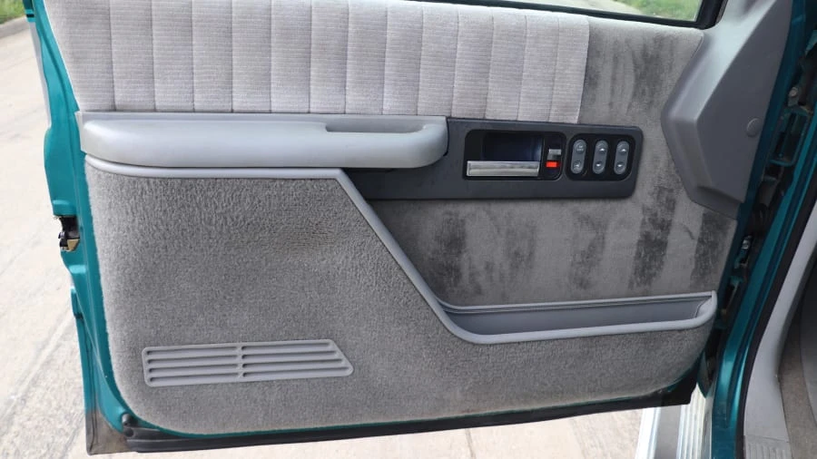 1993 Chevrolet C/K 4th Gen - Image 4 of 22