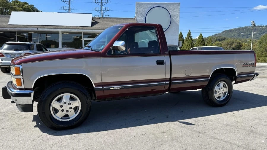 1993 Chevrolet C/K 4th Gen - Image 4 of 10