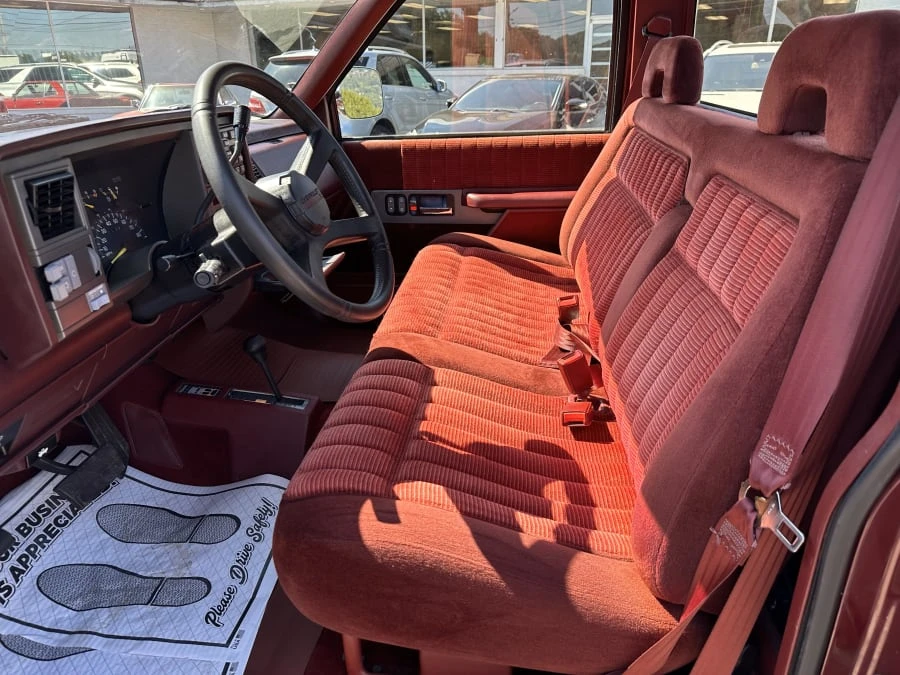 1993 Chevrolet C/K 4th Gen - Image 6 of 10