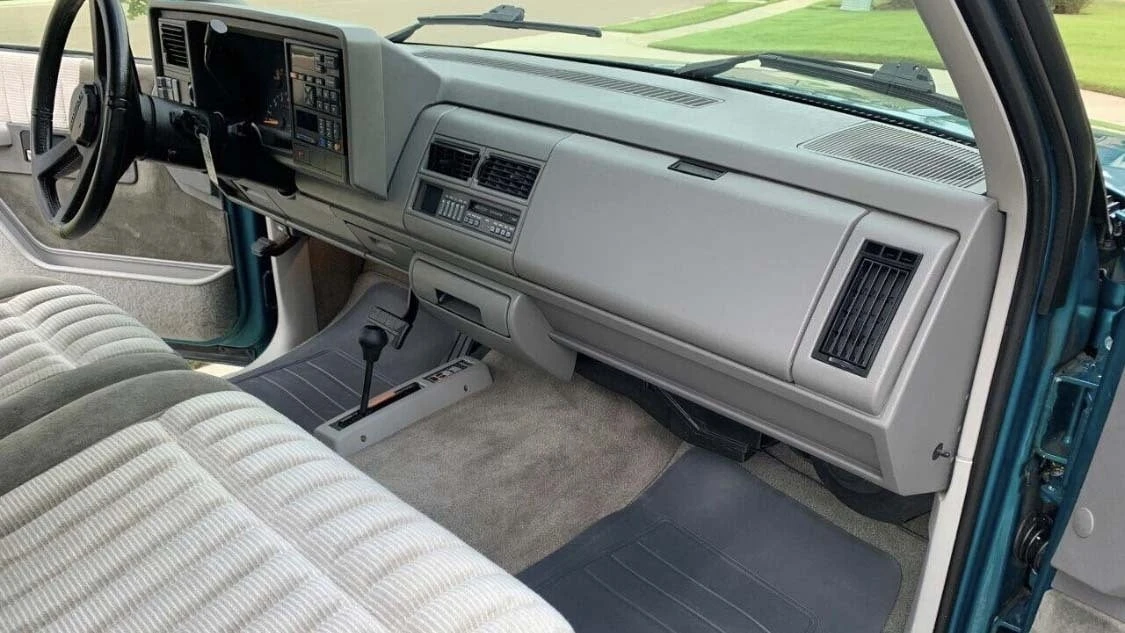 1993 Chevrolet C/K 4th Gen - Image 6 of 19