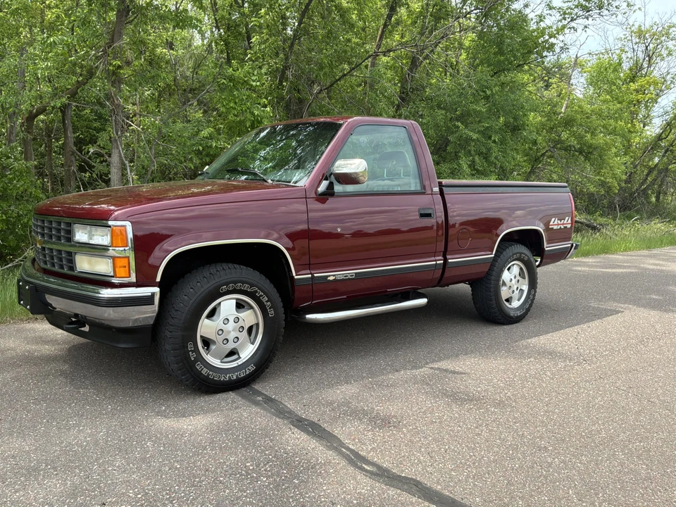 1993 Chevrolet C/K 4th Gen - Image 2 of 31