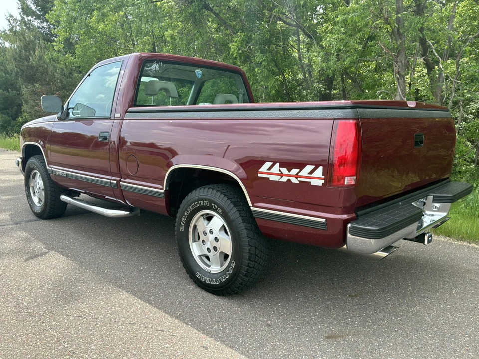 1993 Chevrolet C/K 4th Gen - Image 4 of 31