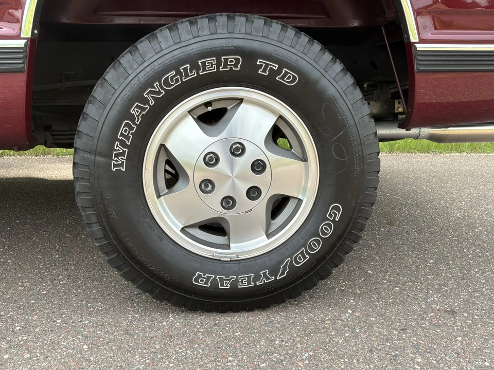 1993 Chevrolet C/K 4th Gen - Image 30 of 31