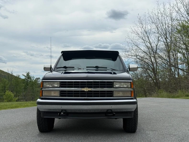 1993 Chevrolet C/K 4th Gen - Image 4 of 31