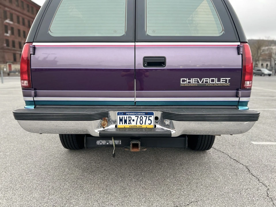 1993 Chevrolet Suburban 8th Gen - Image 26 of 31