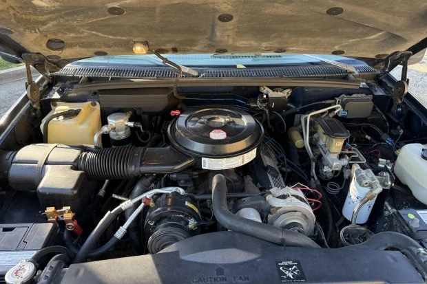 1993 Chevrolet C/K 4th Gen - Image 6 of 7